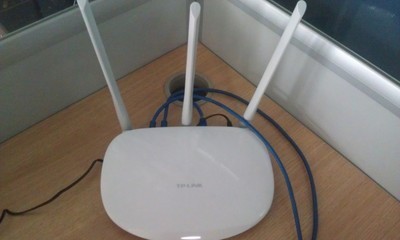 TP-LINK TL-WR885N 450M無線路由器實測體驗 性價比之選，穩定高速讓生活更愜意